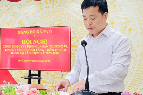 ĐẢNG ỦY XÃ PA Ủ TỔ CHỨC HỘI NGHỊ CÔNG BỐ QUYẾT ĐỊNH CHỈ ĐỊNH TĂNG THÊM ỦY VIÊN BAN CHẤP HÀNH ĐẢNG BỘ XÃ, NHIỆM KỲ 2025 - 2030